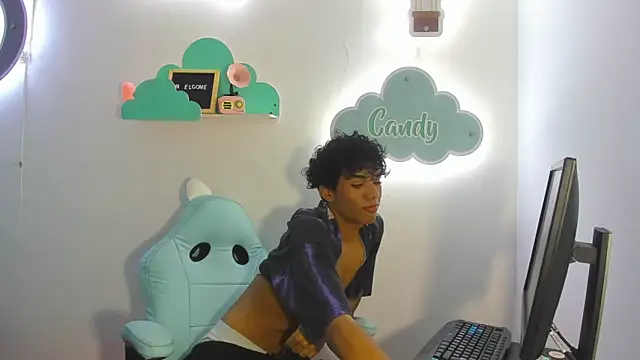 kenny_18n Webbikameraesitys