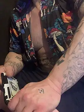 Ldnick69's Webcam Show