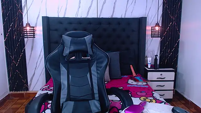 Pertunjukan Kamera Web Sophia_Valentina