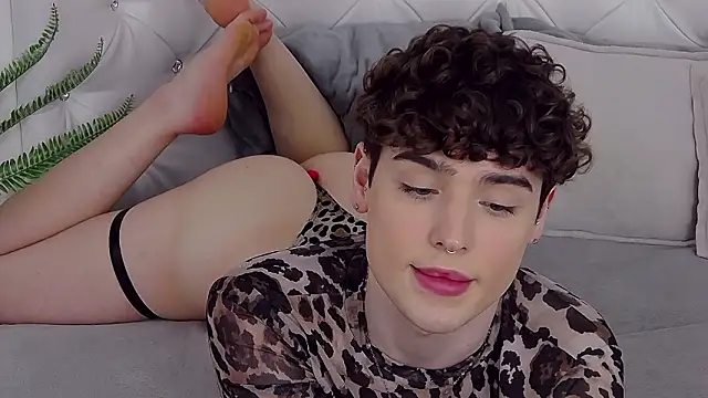 Chatroom XXX en direct de RobbyCharming