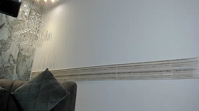 Sophi_Johnson 即時 XXX 聊天