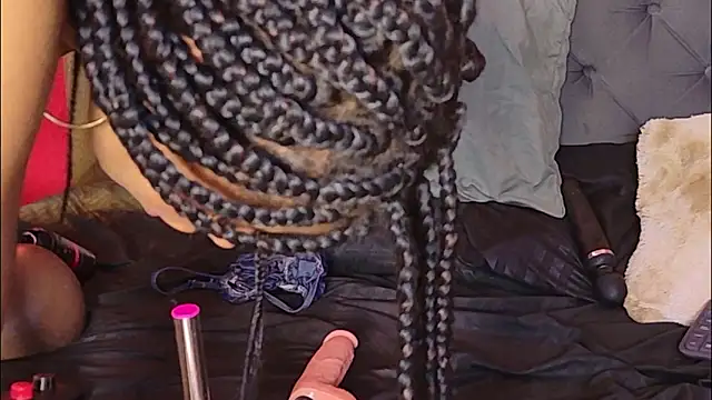 YayaHilton's Live XXX Chat