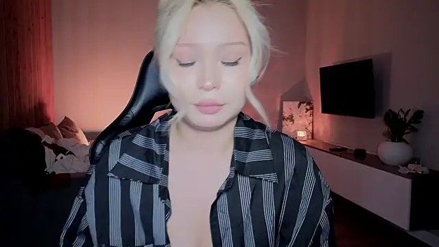 RileyMee 网络视讯表演