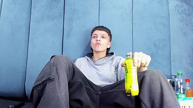 Chatroom XXX en direct de Megan_Thompson_