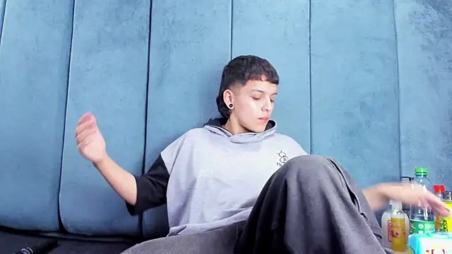 Megan_Thompson_ Adlı Modelin Canlı XXX Sohbeti