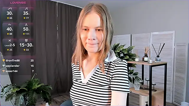 دردشة CleliaRostek الجنسية المباشرة