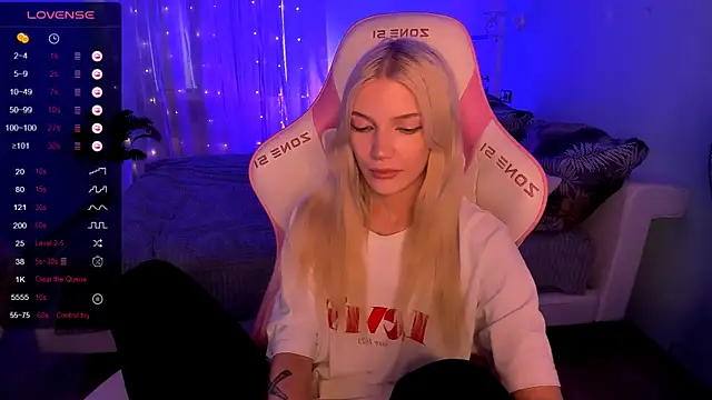 AnyaTaylor_のライブXXXチャット