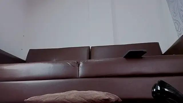 XXX chat uživo modela Mariana_Lu