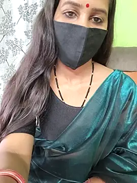 SareeQween143 Live XXX-chat