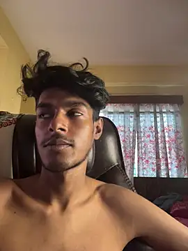 thecatfishh Adlı Modelin Canlı XXX Sohbeti