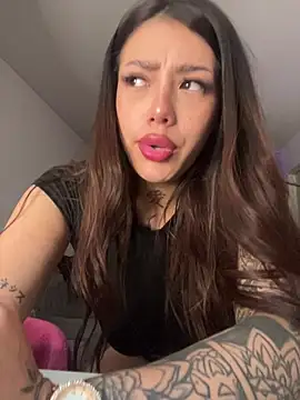 AshleyWinslow: онлайн-секс-чат