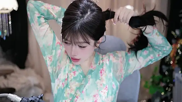 แชท XXX สดของ Cecily