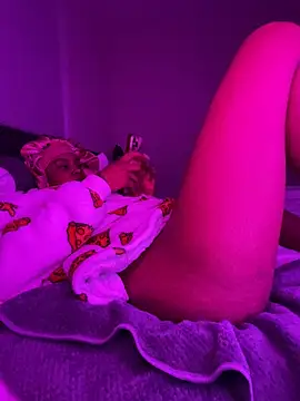 TheRealOshunQueen: вебкам-шоу