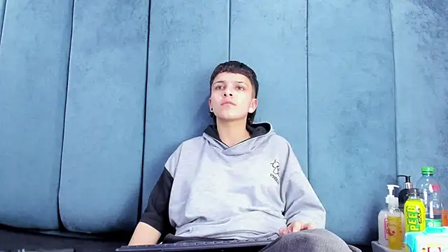 Chat +18 de Megan_Thompson_ ao vivo