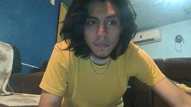 AlexAlejandro13 Pertunjukan Webcam