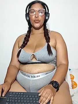 Ivy_horse_ Chat XXX live