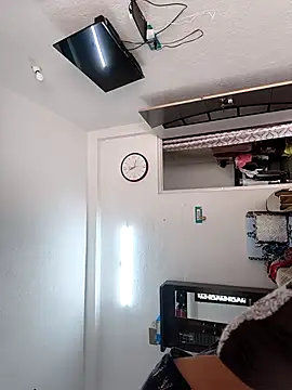 Hot-Tinaa Obrolan Langsung XXX