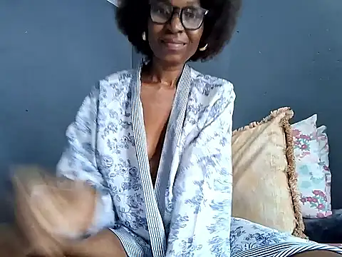 NaughtyCouga's Webcam Show