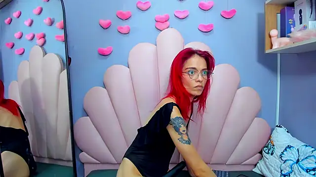 luci_miller 现场XXX聊天