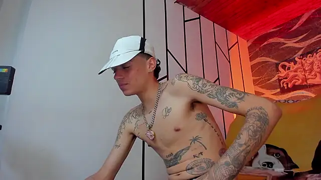 ELL_PBC's Live XXX Chat