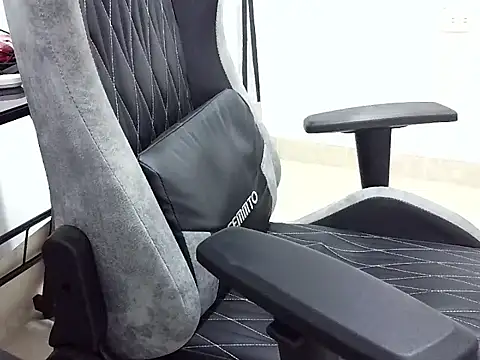 MILCARITAS3's Live XXX Chat