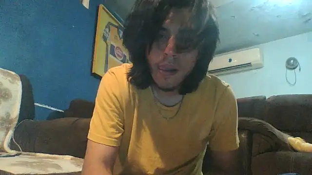 AlexAlejandro13 在線直播表演