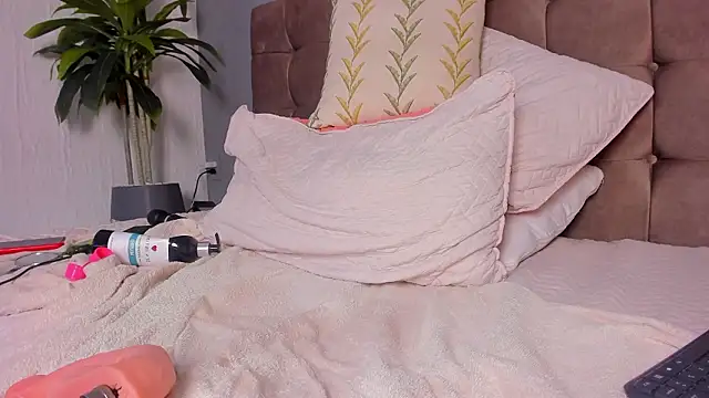 aleja_cute_ live XXX chat