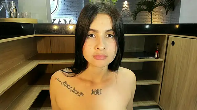 AnneDixie's Live XXX Chat