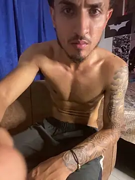 Kriss_Edwards' Live XXX Chat