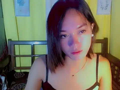 your_asian_aphrodite Webcam show