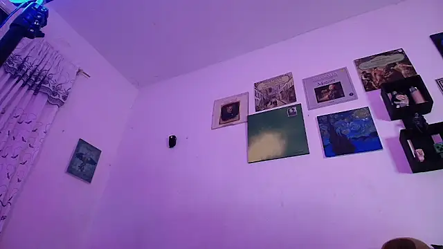 Rinrav Chat XXX in diretta