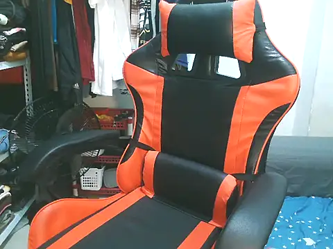 Chatroom XXX en direct de sexy_bridge69