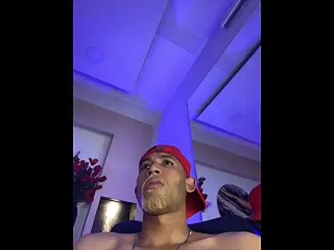 B_Wild's Live XXX Chat