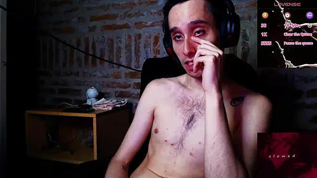 CaramelToy's Live XXX Chat