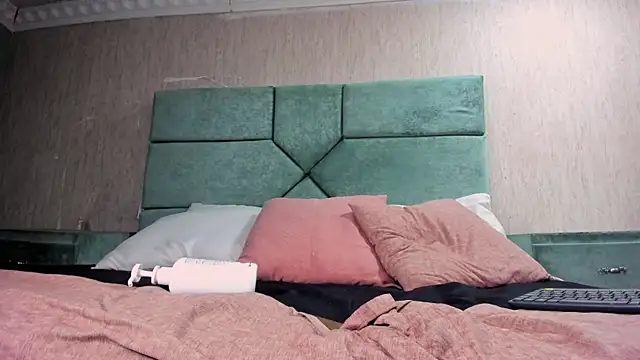 ChritianDowney – webcam-show