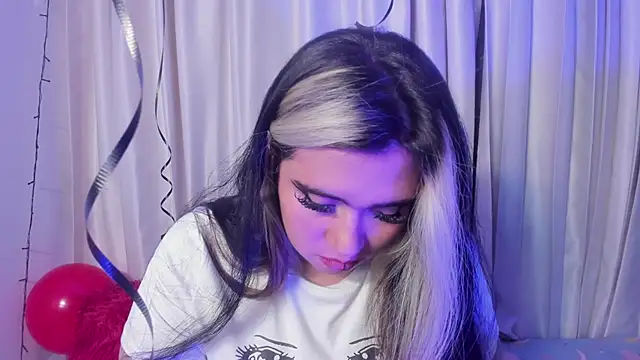 Lilith_Zenith_'s Live XXX Chat