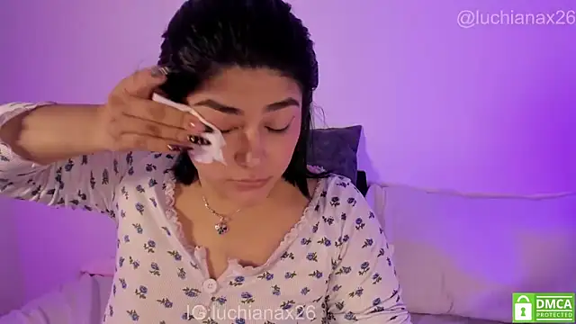 lucy26_'s Live XXX Chat