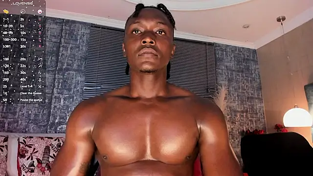 DannSmmith live XXX chat