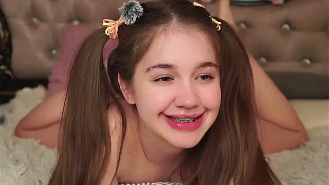 Chat +18 de AmiLewis ao vivo