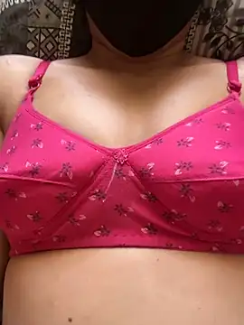 indianshycouple: διαδικτυακό σόου στην κάμερα