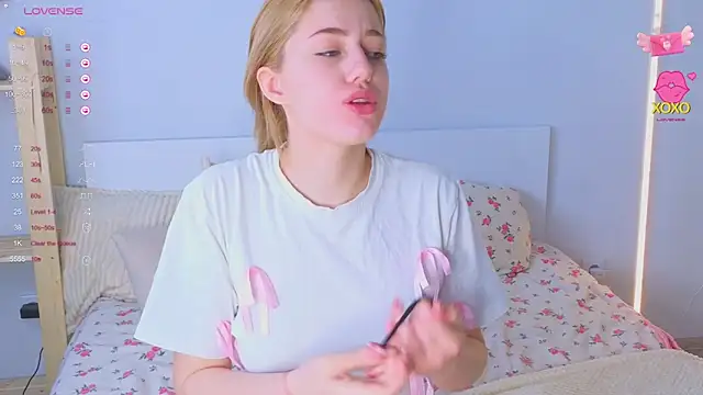 Chat +18 de Alice_Presly ao vivo