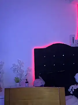 XXX chat uživo modela andyy_x