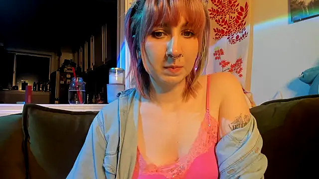 Chat +18 de LedaBun ao vivo