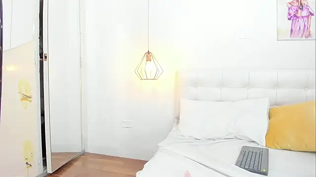 Alanna_miaw Show Webcam