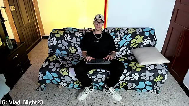 Vlad__night's Live XXX Chat