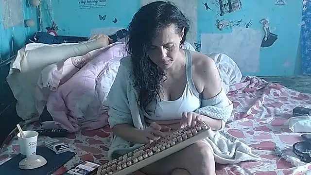 brighteyes77 Live XXX-Chat