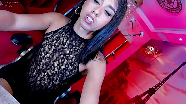 Daniiela_Ember 웹캠 쇼