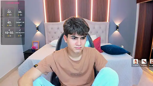 Tommy18__のライブXXXチャット