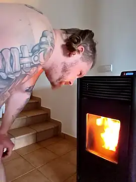 kylie_blck Adlı Modelin Canlı XXX Sohbeti