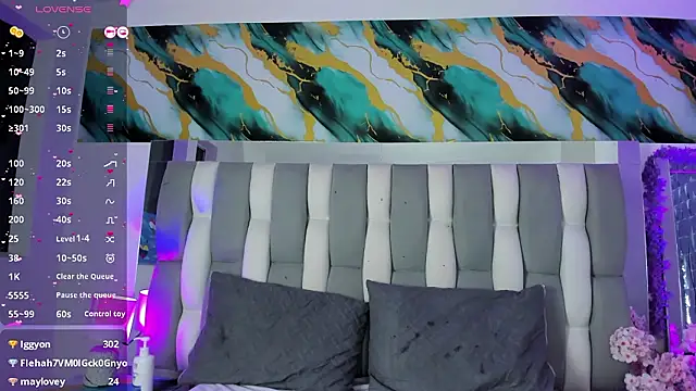 Chat +18 de IsaDiiaz ao vivo